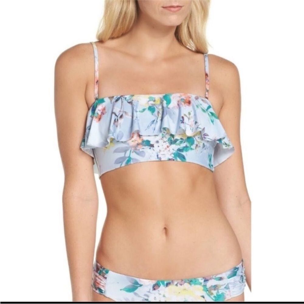 BECCA Femme Floral Ruffle Blue Top Size Medium